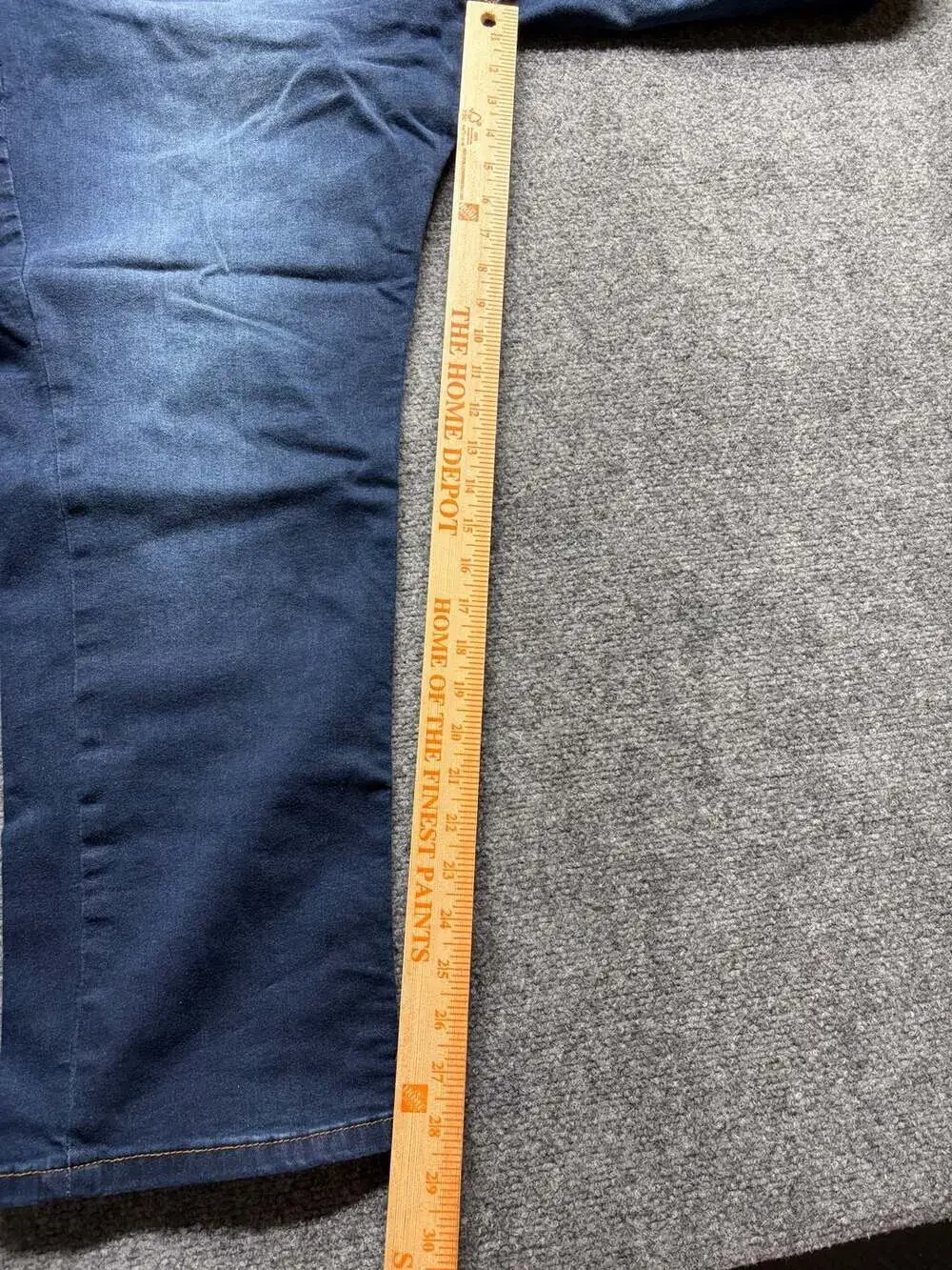 Kenneth Cole New York Men's Tapered Fit med Wash Stretch Denim Jeans 46x30 EUC